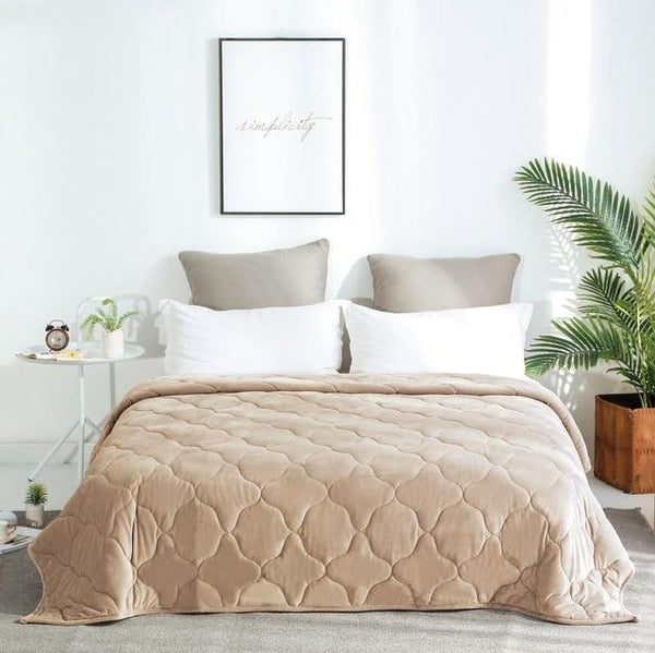 1-Piece Soft Quilted Weighted Blanket - Avenila - Interior Lighting, Design & More