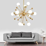 Glas-LED-Kronleuchter mit goldenem Sputnik - Avenila - Innenbeleuchtung, Design und mehr