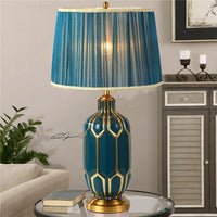 Lámparas de mesa regulables con LED pintadas a mano Azul idílico - Avenila - Iluminación Interior, Diseño y Más