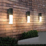 Luz de pared LED impermeable con sensor de movimiento para exteriores - Avenila - Iluminación interior, diseño y más