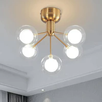 Lámpara de techo dorada de bola de vidrio para el pasillo - Avenila Select - Avenila - Iluminación Interior, Diseño y Más