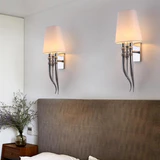 Moderna applique da parete con artiglio di ferro - Avenila Select - Avenila - Illuminazione d'interni, design e altro ancora